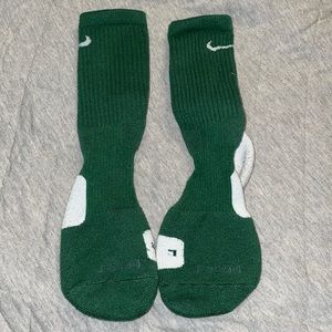 Women’s Nike elites